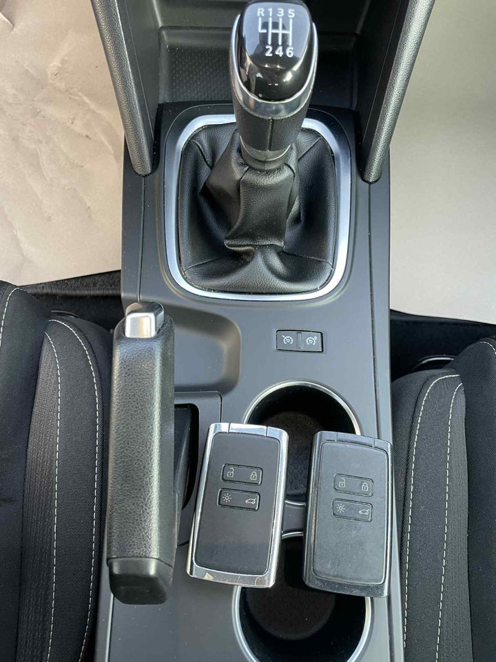 Renault Megane IV 1,2 TCe 100 Zen Sport Tourer 5d