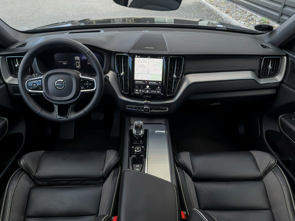 Volvo XC60 2,0 T6 ReCharge Black Edition aut. AWD 5d