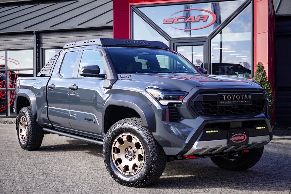 Toyota Tacoma 2,4 Hybrid Trailhunter aut. 4x4 4d