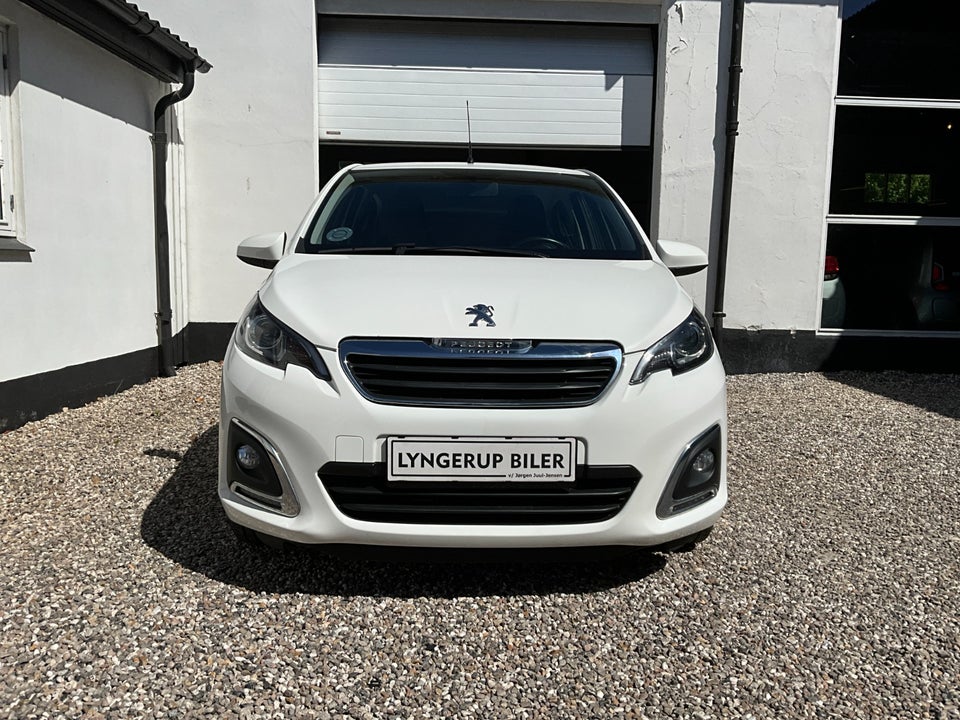 Peugeot 108 1,0 e-VTi 72 Selection Tech 5d