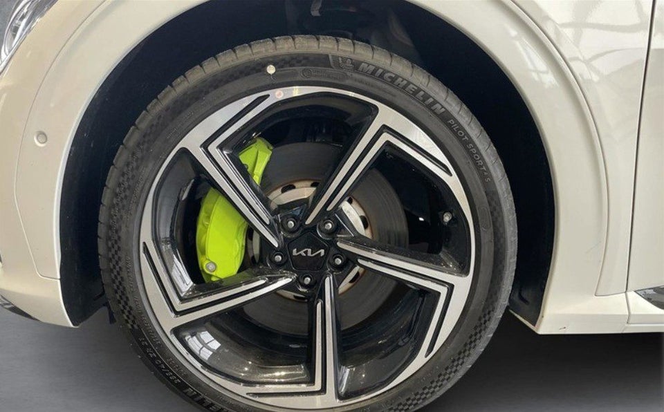 Kia EV6 77 GT Performance AWD 5d