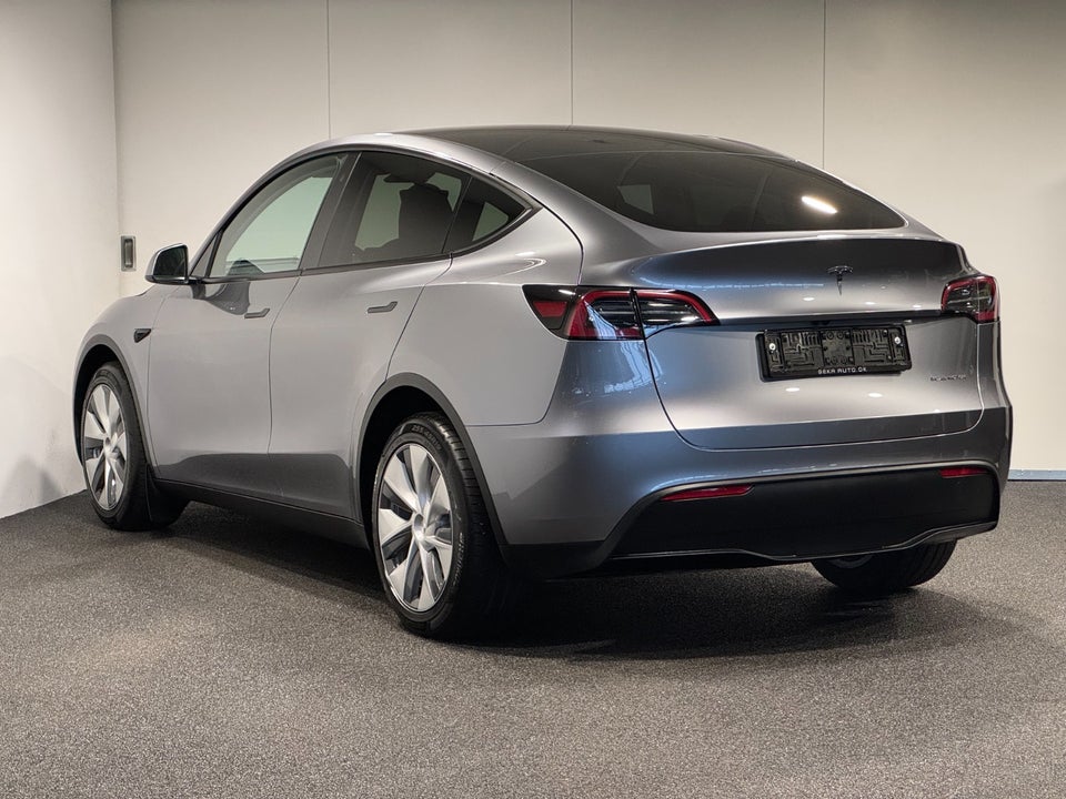 Tesla Model Y Long Range AWD 5d