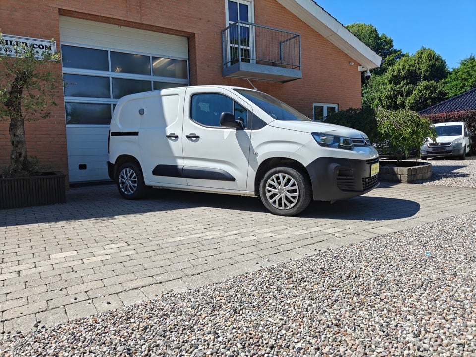 Citroën Berlingo 1,5 BlueHDi 100 L1 ProffLine Van