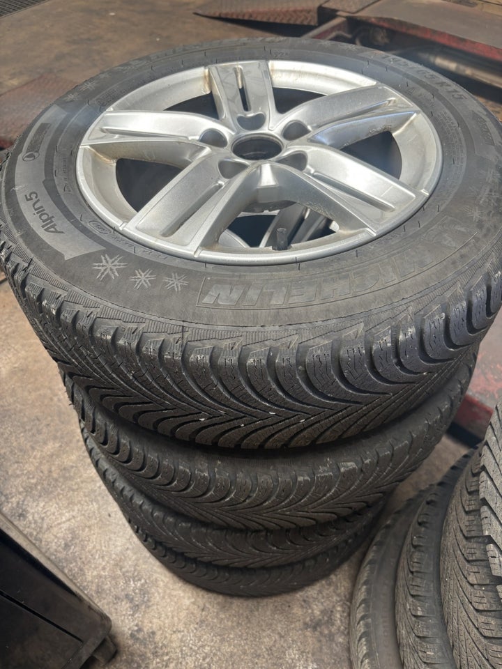 Peugeot 308 1,2 e-THP 130 Allure Sky 5d