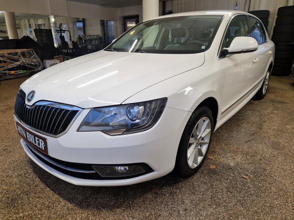 Skoda Superb 2,0 TDi 170 Elegance DSG 5d