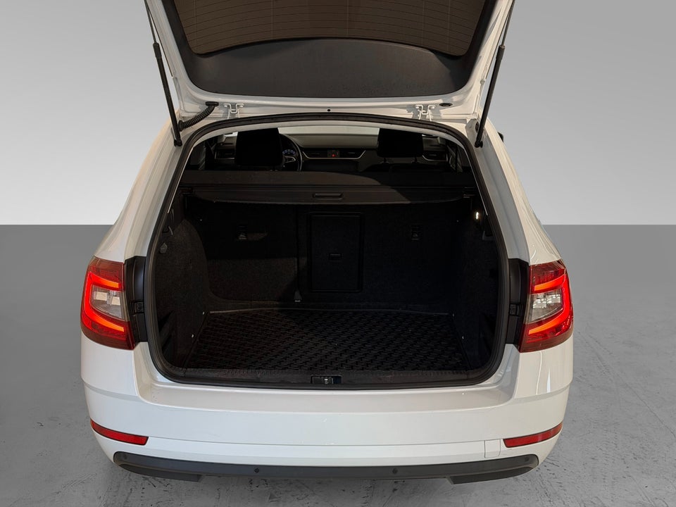 Skoda Octavia 1,5 TSi 150 Ambition Combi DSG 5d