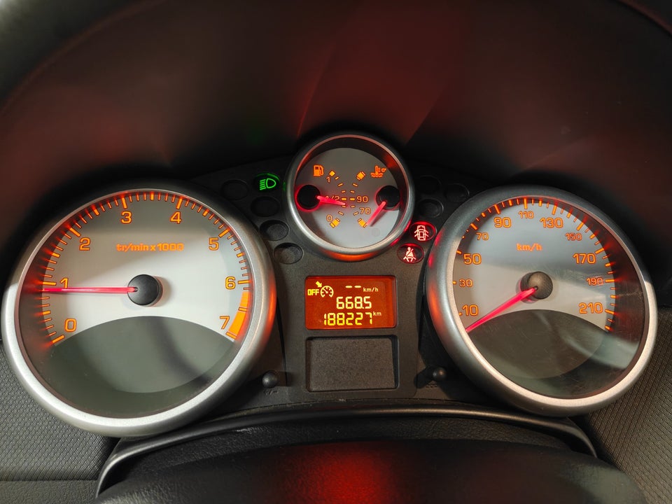 Peugeot 207 1,4 Comfort+ 5d