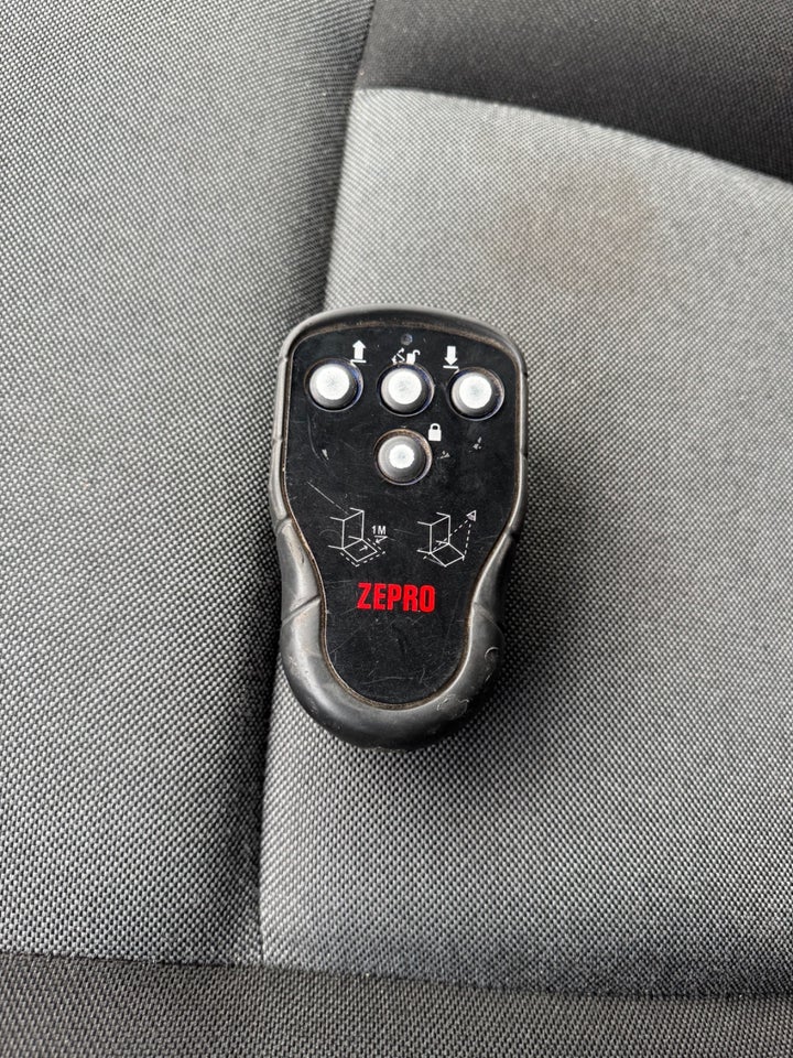 Renault Master III T35 2,3 dCi 165 Alukasse m/lift 2d