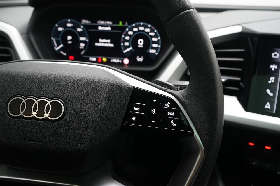 Audi Q4 e-tron 35 S-line Sportback 5d