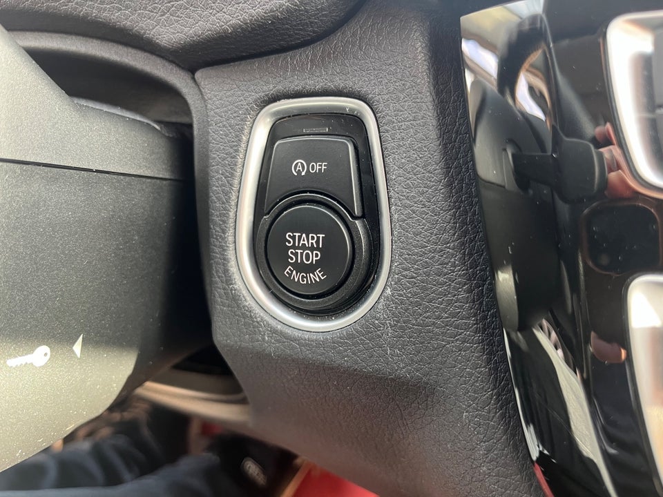 BMW 320d 2,0 Touring Advantage aut. 5d