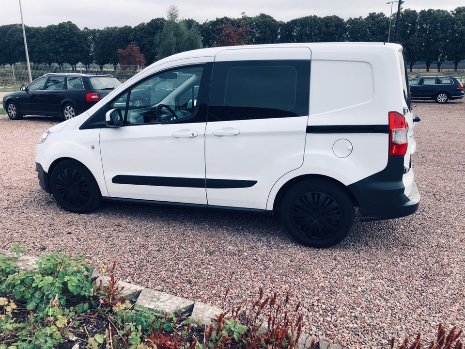 Ford Transit Courier 1,6 TDCi 95 Trend Van 4d