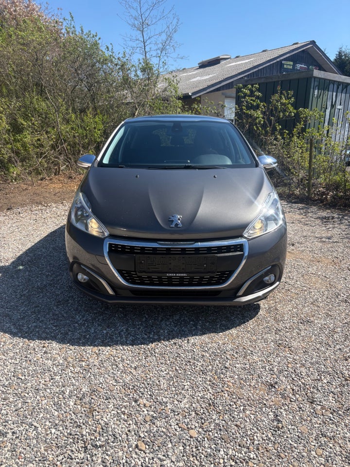 Peugeot 208 1,6 BlueHDi 100 Envy+ 5d