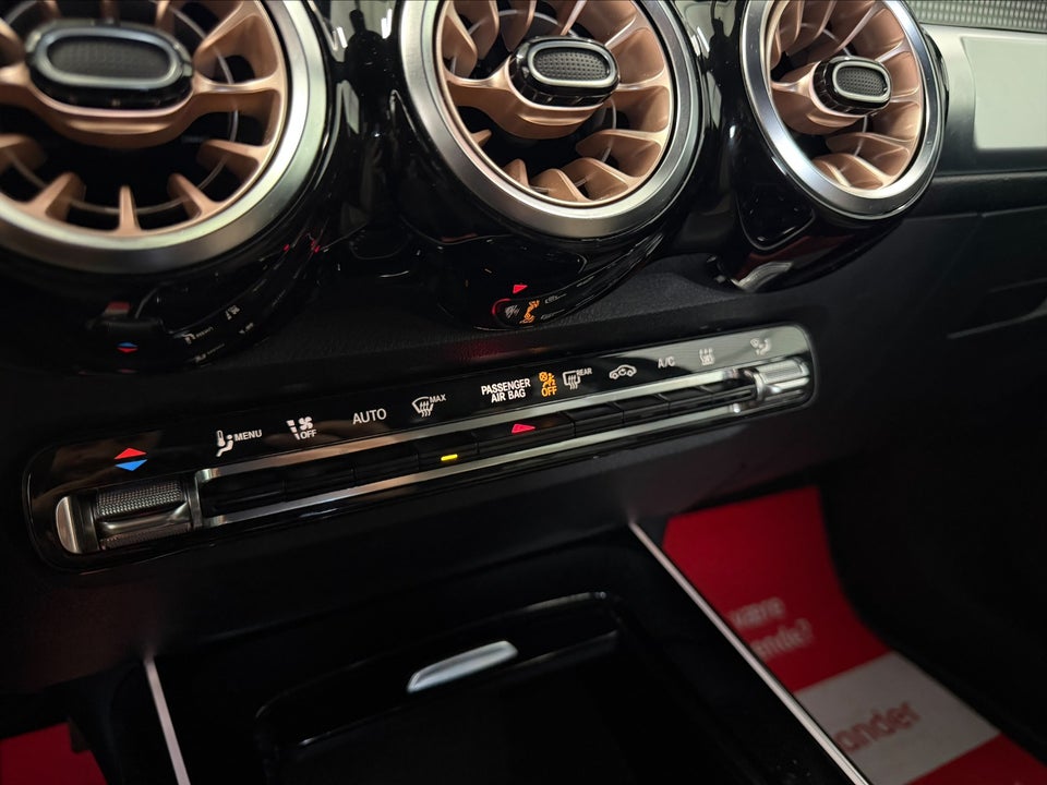 Mercedes EQB300 Progressive 4Matic 7prs 5d