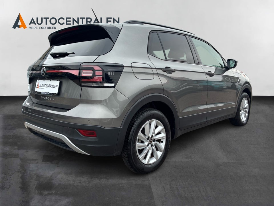 VW T-Cross 1,0 TSi 110 Life Team DSG 5d