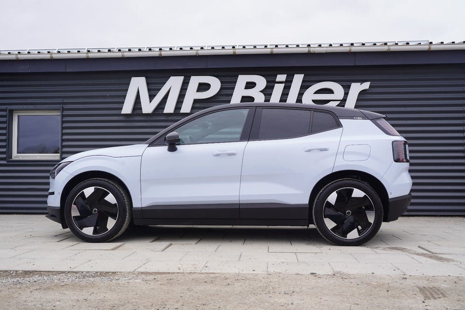 Volvo EX30 Extended Range Ultra 5d