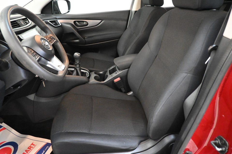 Nissan Qashqai 1,2 Dig-T 115 Visia 5d