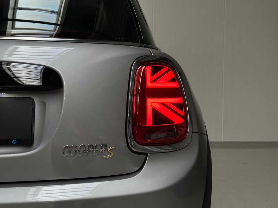 MINI Cooper SE Classic Trim 3d