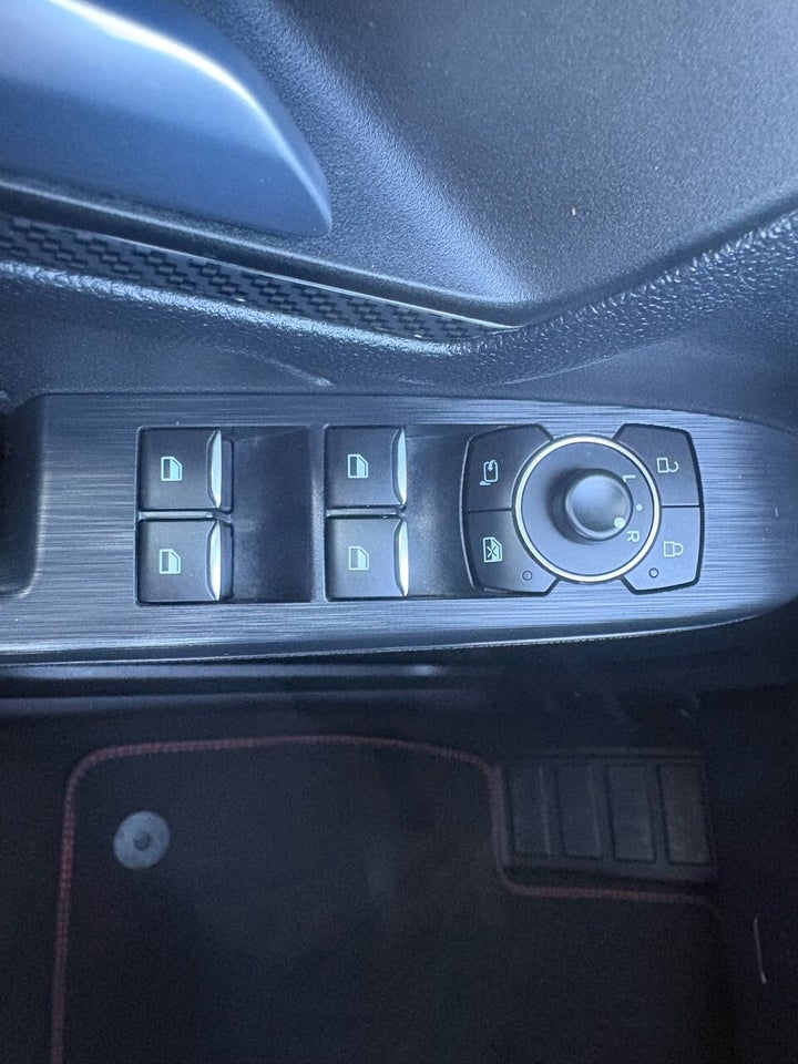 Ford Kuga 2,5 PHEV ST-Line X CVT 5d