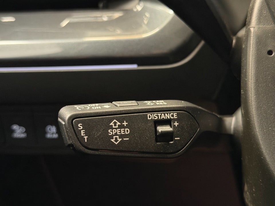 Audi Q4 e-tron 45 S-line quattro 5d