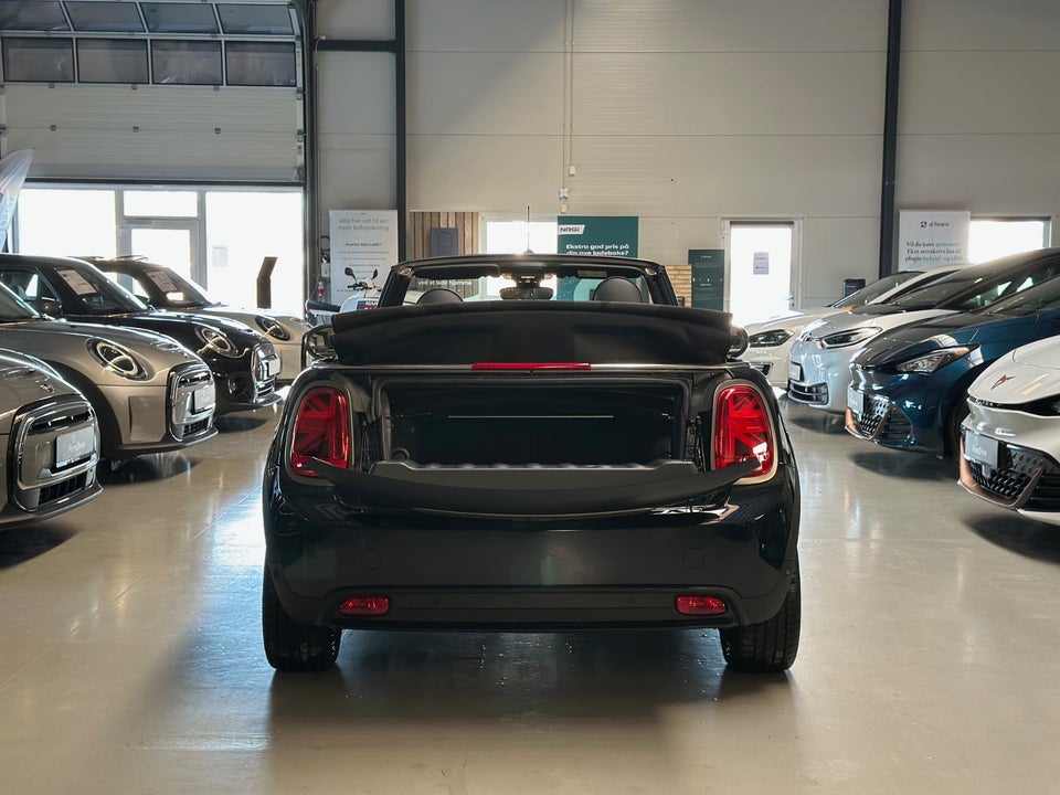 MINI Cooper SE Cabriolet 2d
