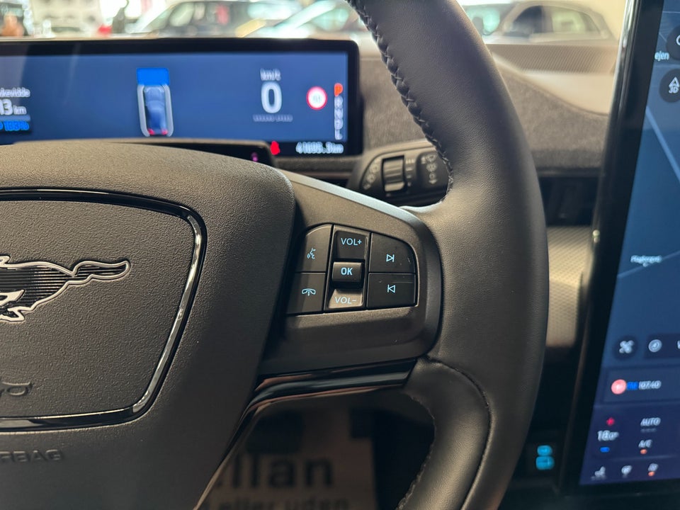 Ford Mustang Mach-E 98 Premium Extended Range 5d