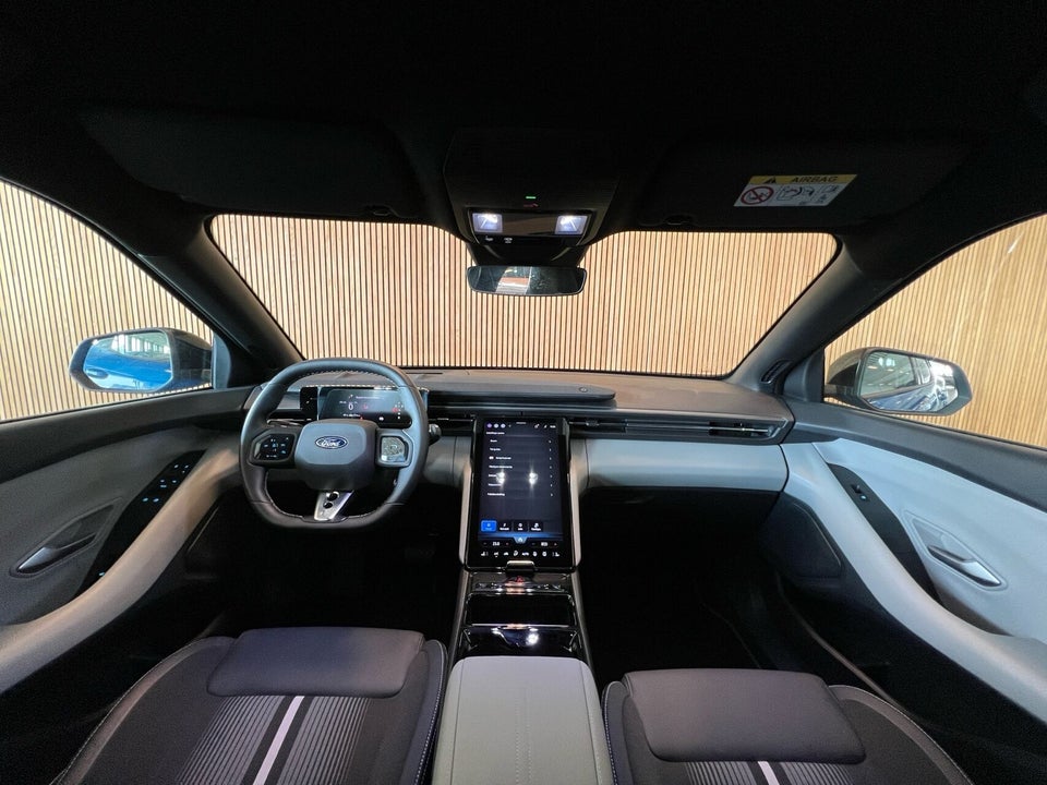 Ford Capri 77 Select Extended Range 5d