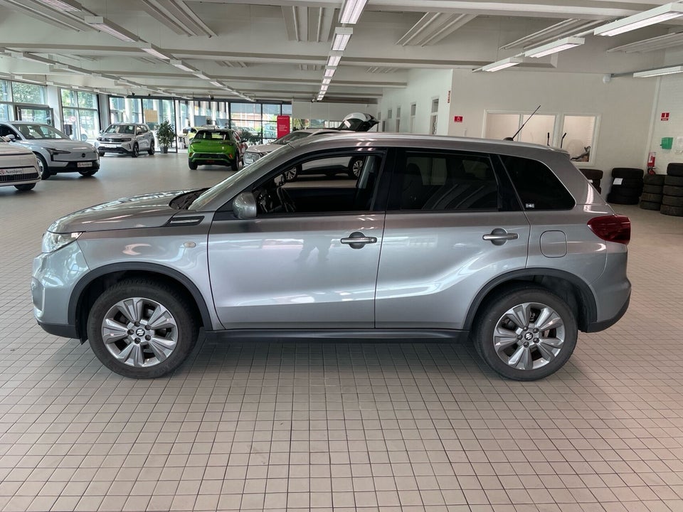 Suzuki Vitara 1,4 mHybrid Active 5d