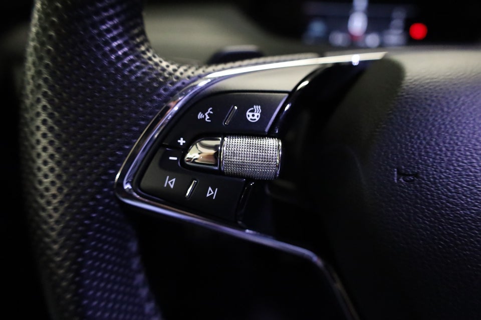 Skoda Enyaq 80 iV Loft 5d