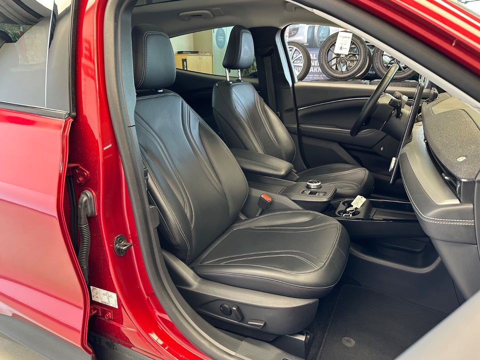 Ford Mustang Mach-E 88 Premium Extended Range 5d
