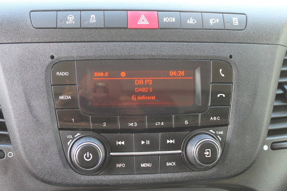 Iveco Daily 2,3 35S14 Alukasse m/lift AG8 2d