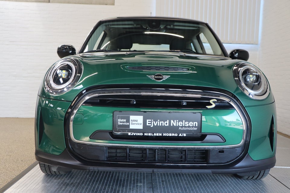 MINI Cooper SE Maximise 3d