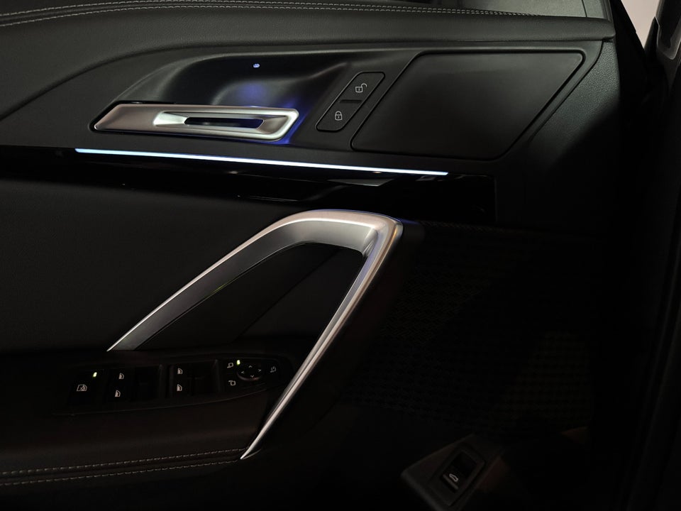 BMW iX1 xDrive30 X-Line 5d