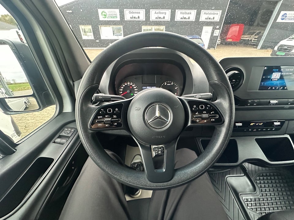 Mercedes Sprinter 319 3,0 CDi A2 Kassevogn aut. RWD