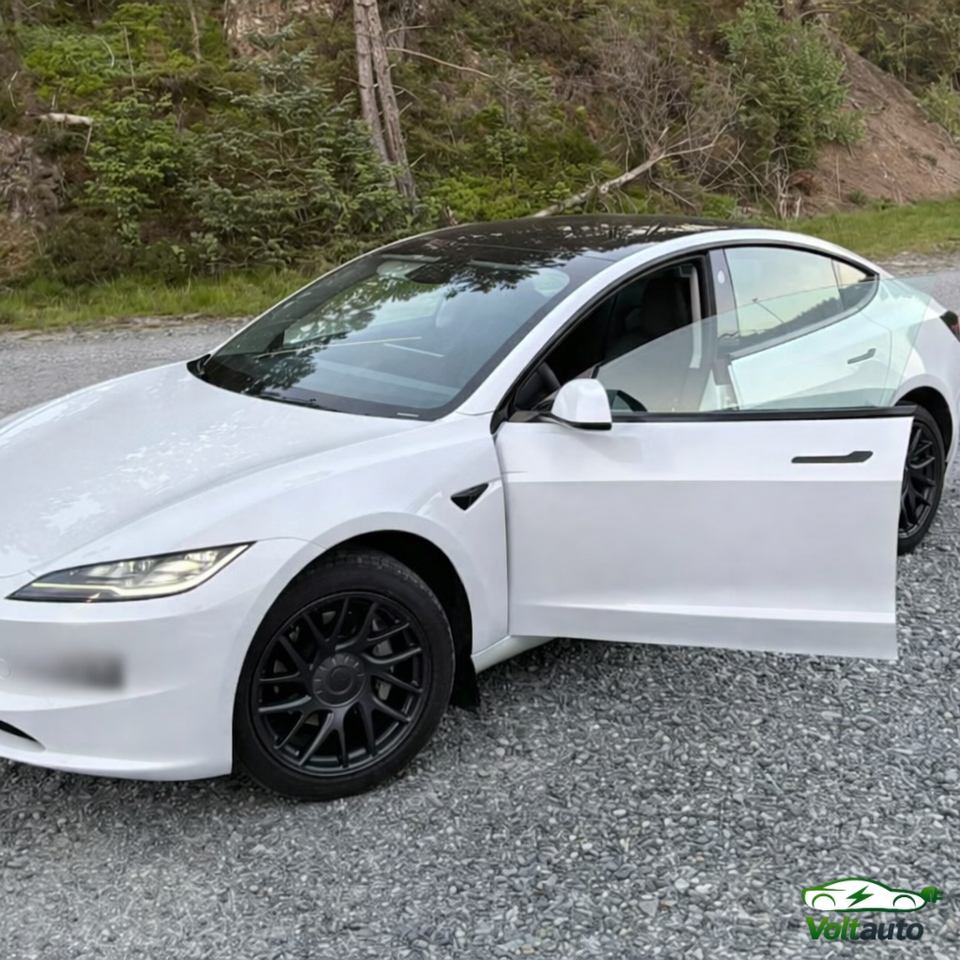 Tesla Model 3 RWD 4d