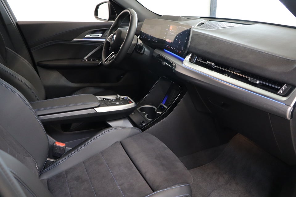 BMW iX2 eDrive20 Fully Charged M-Sport 5d