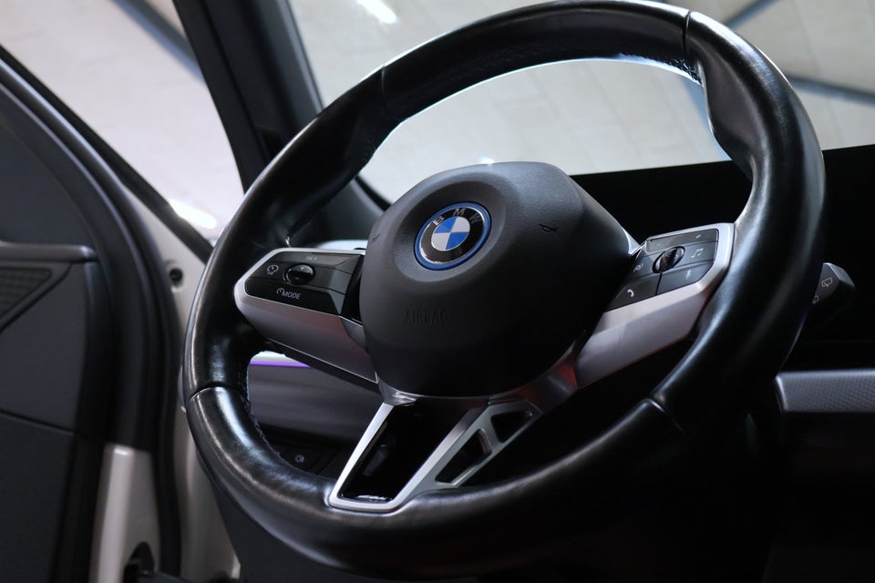 BMW iX1 xDrive30 Charged M-Sport 5d