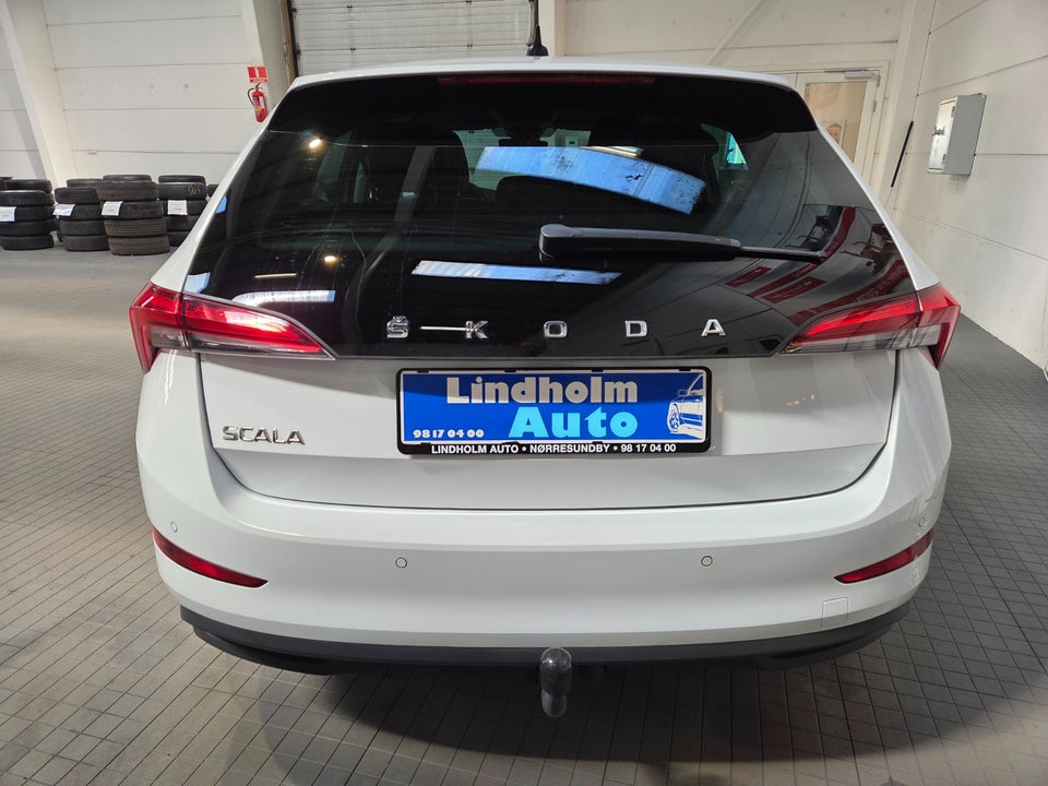 Skoda Scala 1,0 TSi 95 Ambition 5d