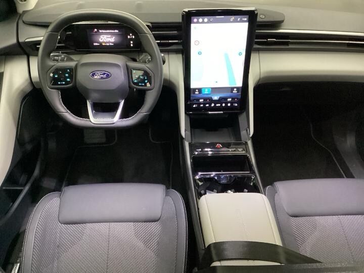 Ford Explorer 77 Select Extended Range 5d