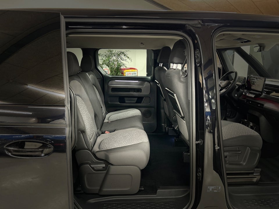 VW ID.Buzz 77 Pro SWB 5d