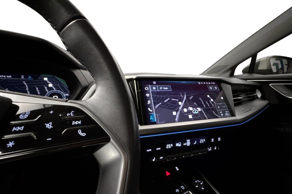 Audi Q4 e-tron 40 Attitude 5d