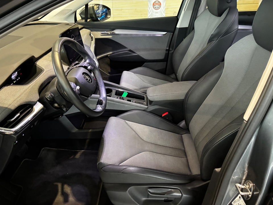 Skoda Enyaq 80 iV Clever 5d