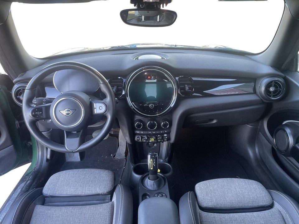 MINI Cooper SE Classic Trim 3d