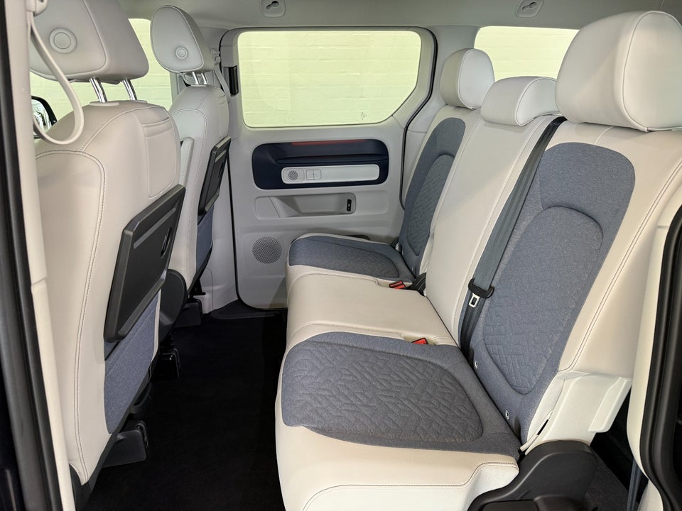 VW ID.Buzz 77 Style SWB 5d