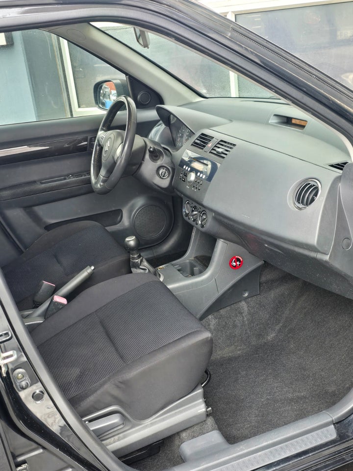 Suzuki Swift 1,3 GL-A 5d