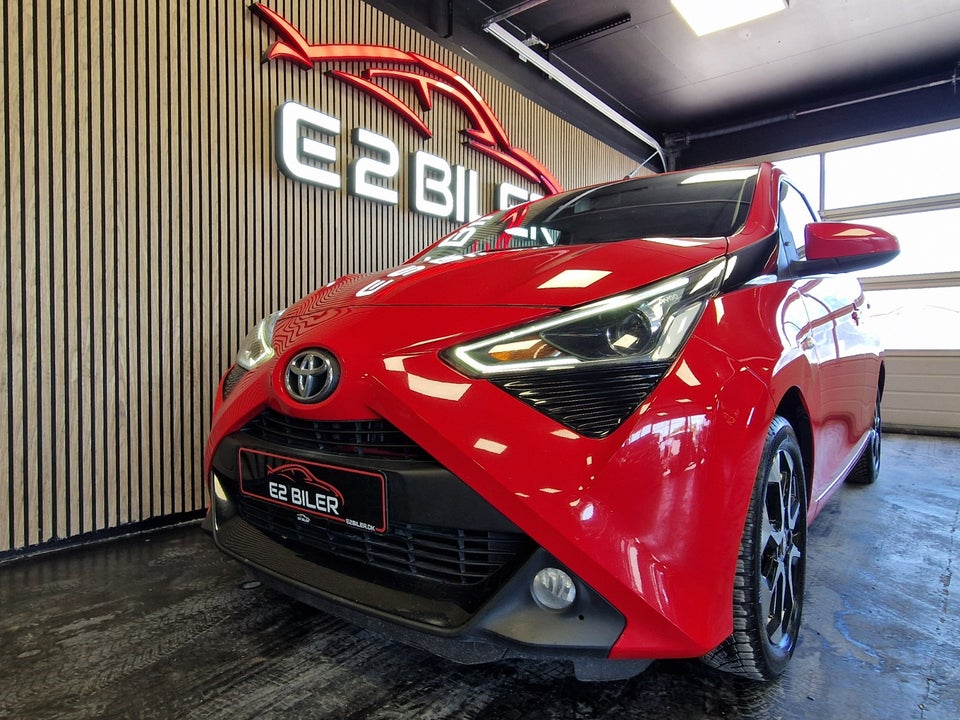 Toyota Aygo 1,0 VVT-i x-press 5d