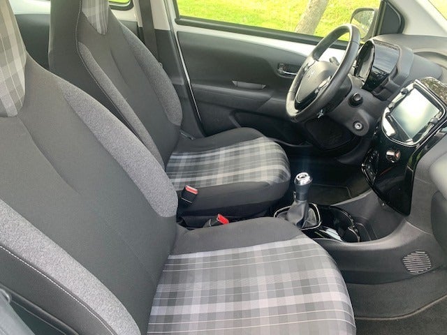 Peugeot 108 1,0 e-VTi 72 Infinity 5d