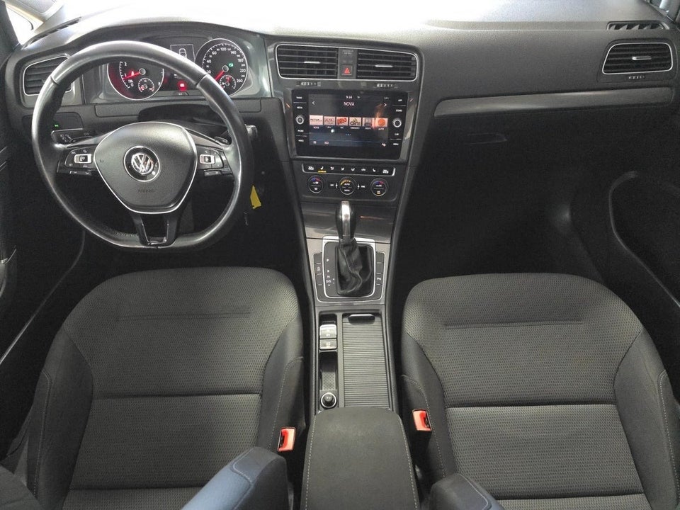 VW Golf VII 1,5 TSi 130 Comfortline Variant DSG 5d