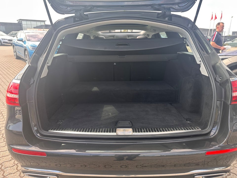 Mercedes E300 de 2,0 stc. aut. 5d
