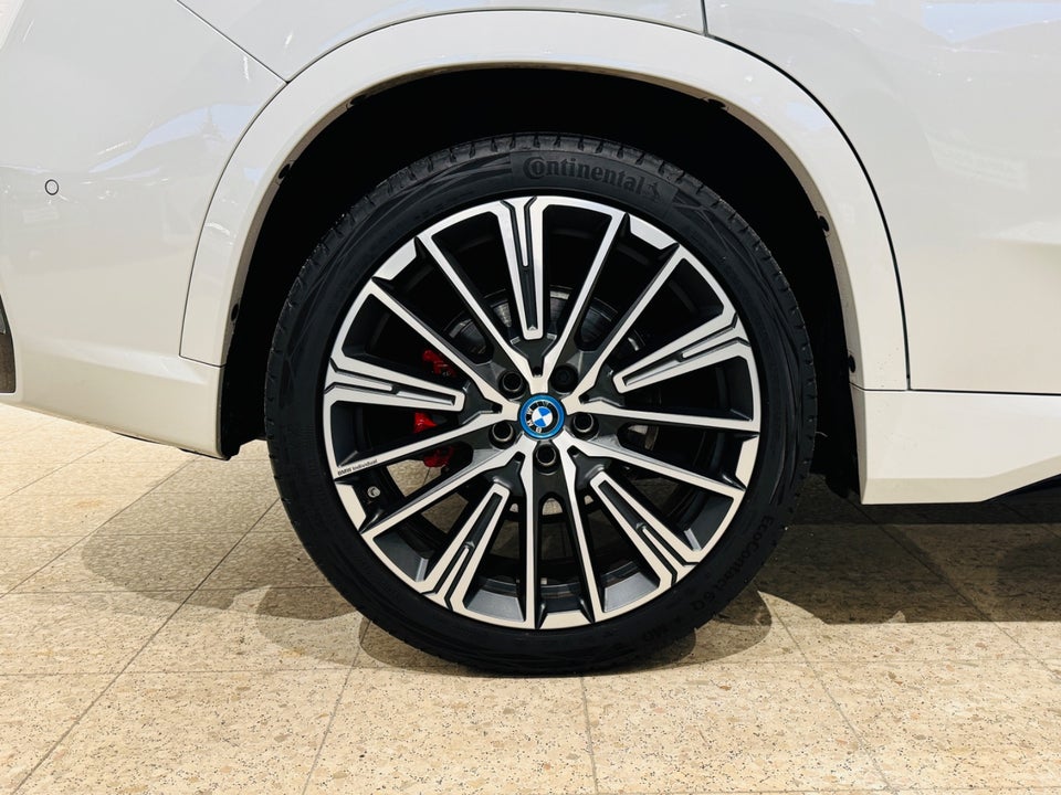 BMW iX1 xDrive30 Fully Charged M-Sport 5d