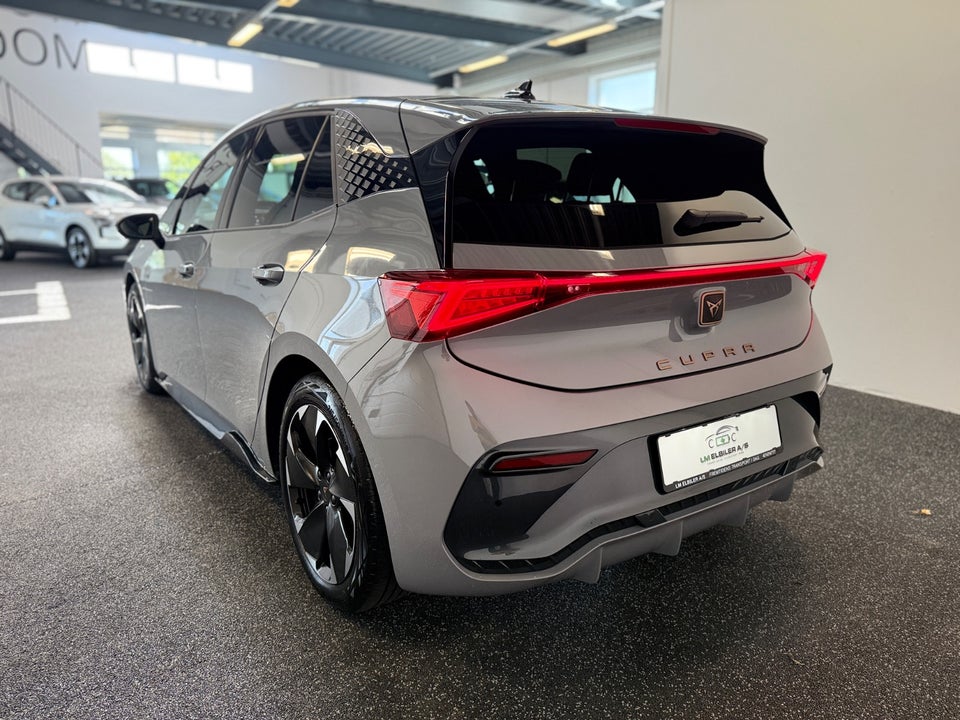 Cupra Born 58  5d
